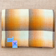 Load image into Gallery viewer, Golden Warm Poppa Styles KING New Zealand Pure Wool Blanket
