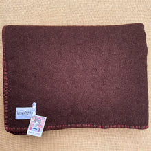 Load image into Gallery viewer, Burnt Bark Brown QUEENExtra Fluffy Wool Blanket.

