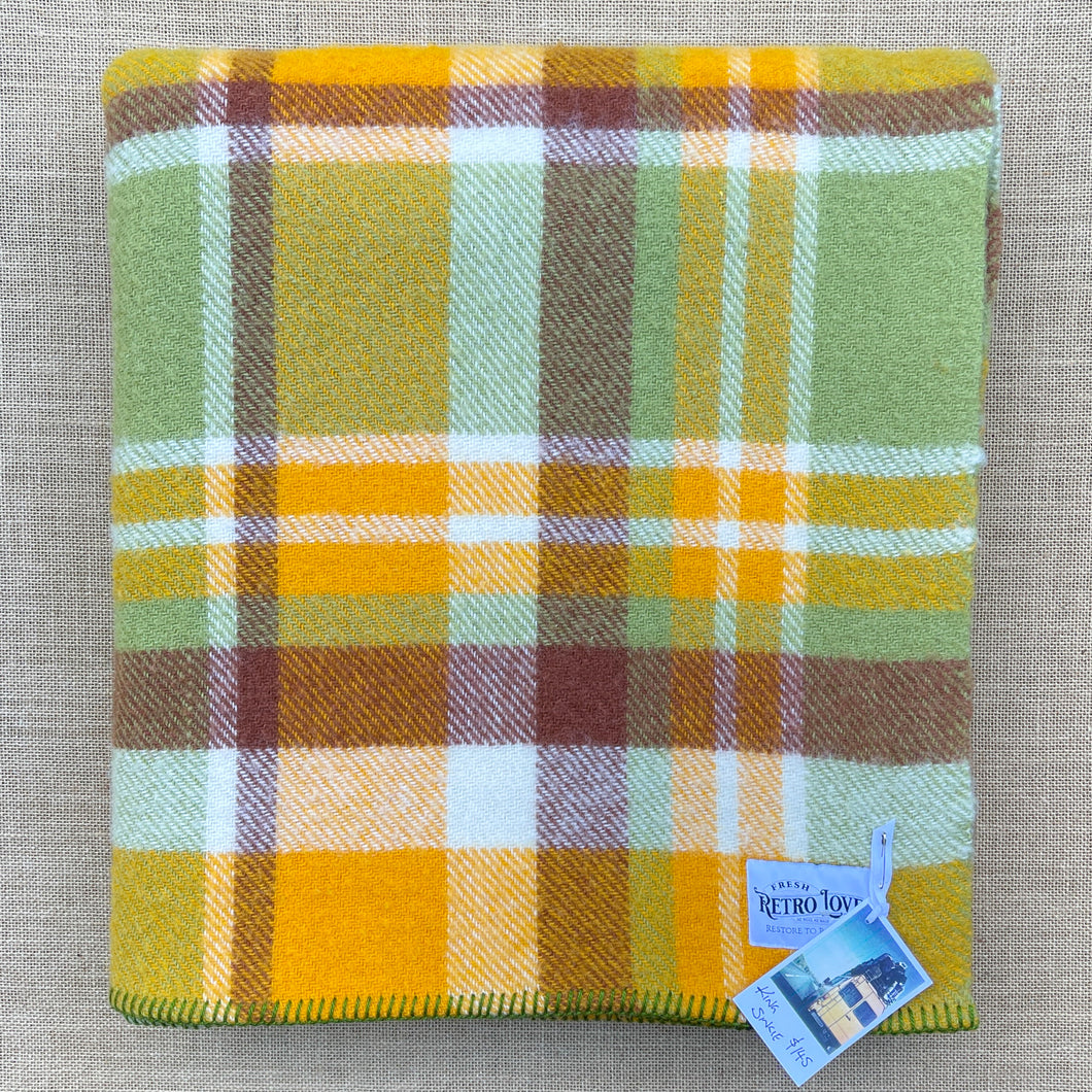 Thick & Super Fluffy Oversize SINGLE New Zealand Wool Blanket (no label)