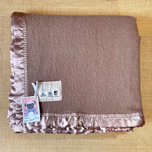 Load image into Gallery viewer, Cocoa Brown KING SINGLE Wool Blanket with beautiful Satin Trim
