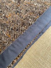 Load image into Gallery viewer, Rustic KNEE/PRAM Woven Wool Blanket
