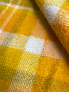 Ultra Thick & Soft Retro Golds Extra Large SINGLE NZ Wool blanket