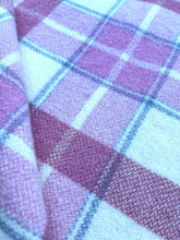 Load image into Gallery viewer, Extra Thick Pink &amp; Cream DOUBLE Pure New Zealand Wool Blanket.
