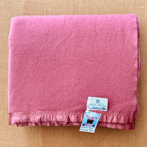 Beautiful Mauve Pink KING SINGLE Australian Wool Blanket - Fresh Retro Love NZ Wool Blankets