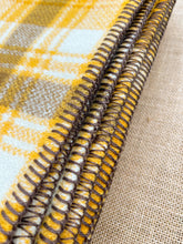 Load image into Gallery viewer, Soft 70&#39;s Retro SINGLE New Zealand Wool Blanket
