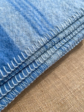 Load image into Gallery viewer, Blue &amp; Cream Extra Thick with Unique Edge SINGLE NZ Wool Blanket

