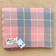 Load image into Gallery viewer, Lightweight Checked DOUBLE Princess Onehunga New Zealand Wool Blanket
