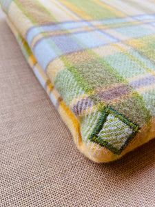 Thick Wool Olives KING  SINGLE Wondawarm Pure Wool Blanket