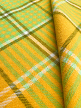 Load image into Gallery viewer, Rare Ultra Bright Retro KING New Zealand Pure Wool Blanket
