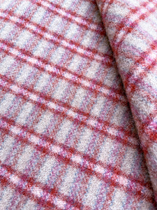 Gorgeous Vintage SMALL SINGLE New Zealand Wool Blanket.