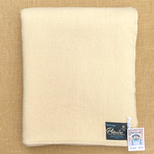 Load image into Gallery viewer, Soft Cream Onehunga Woollen Mills SINGLE Pure Wool Blanket
